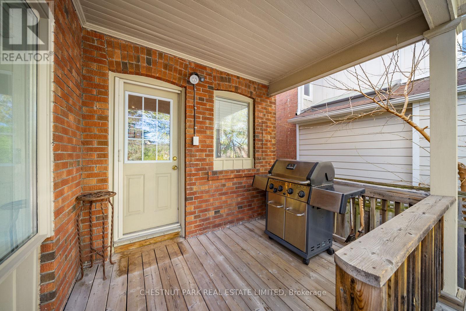 17 Glen Stewart Avenue, Toronto, Ontario  M4E 1P6 - Photo 42 - E13116556