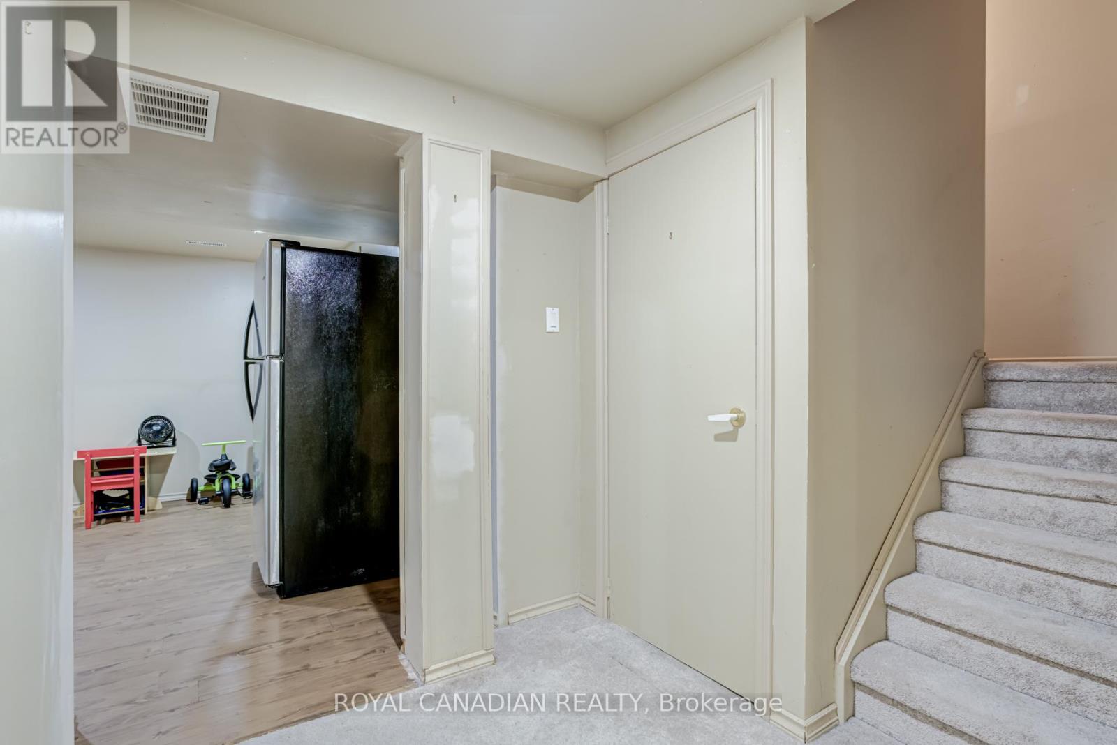 846 Monaghan Avenue, Oshawa, Ontario  L1J 6Z4 - Photo 33 - E13116576