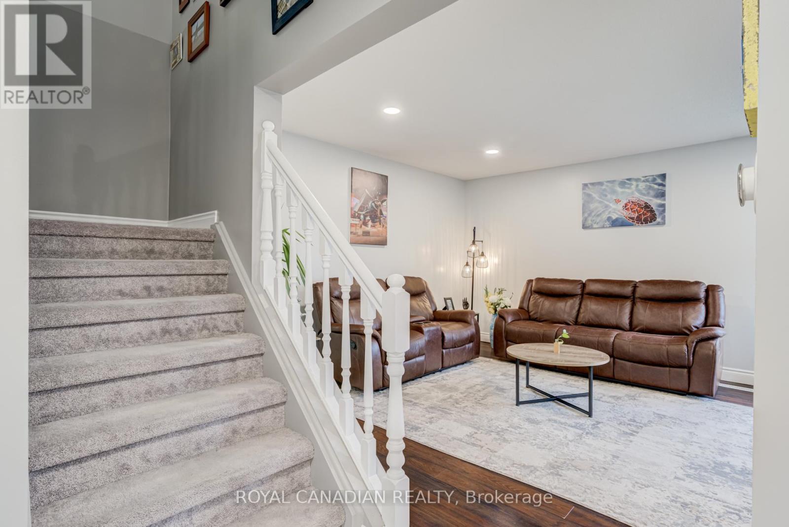 846 Monaghan Avenue, Oshawa, Ontario  L1J 6Z4 - Photo 6 - E13116576