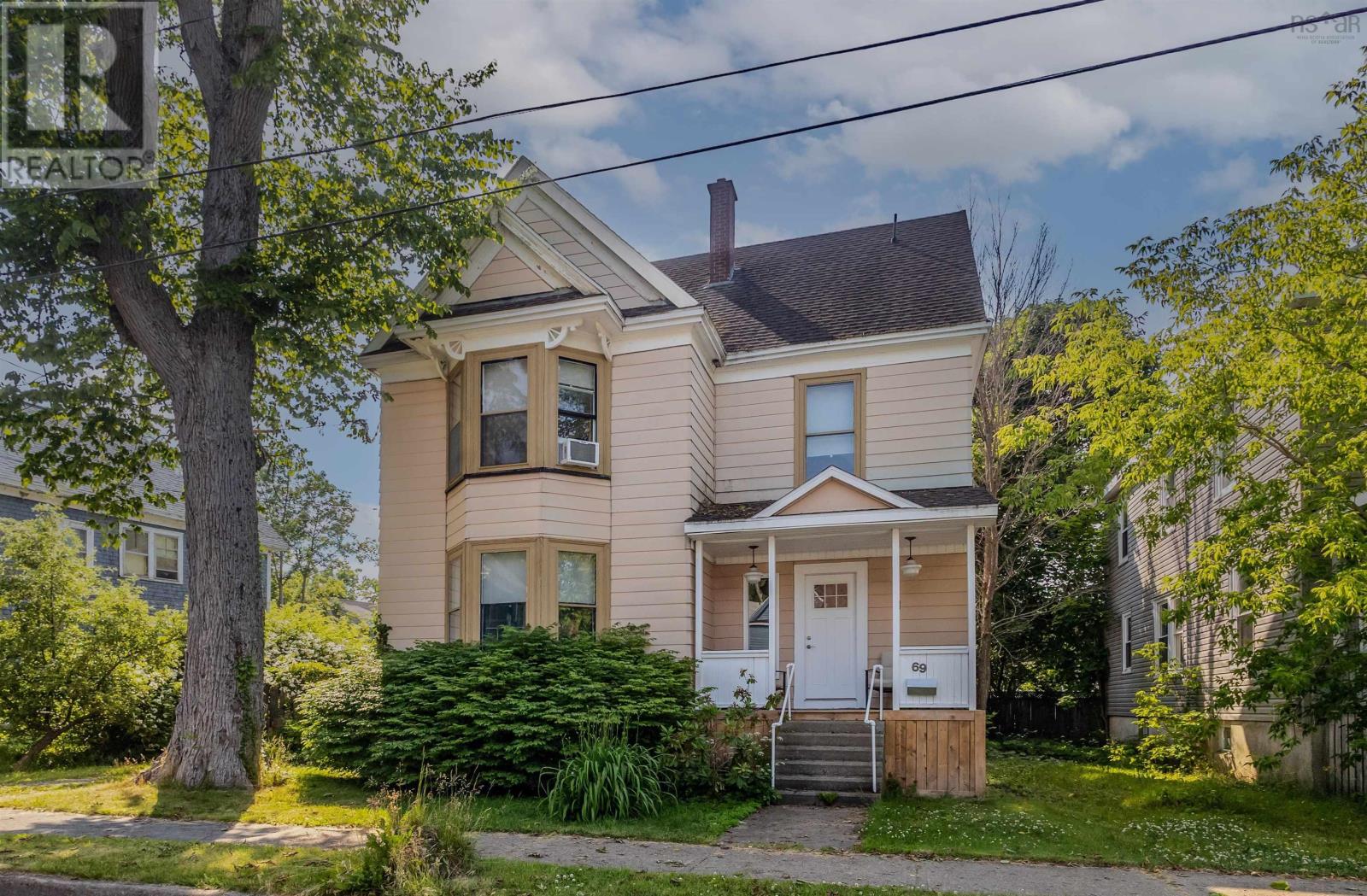 69 Union Street, Sydney, Nova Scotia  B1P 4X6 - Photo 2 - 202601301