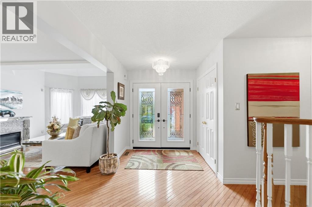 183 Daniels Street, Ancaster, Ontario  L9G 4Y6 - Photo 4 - 40829378