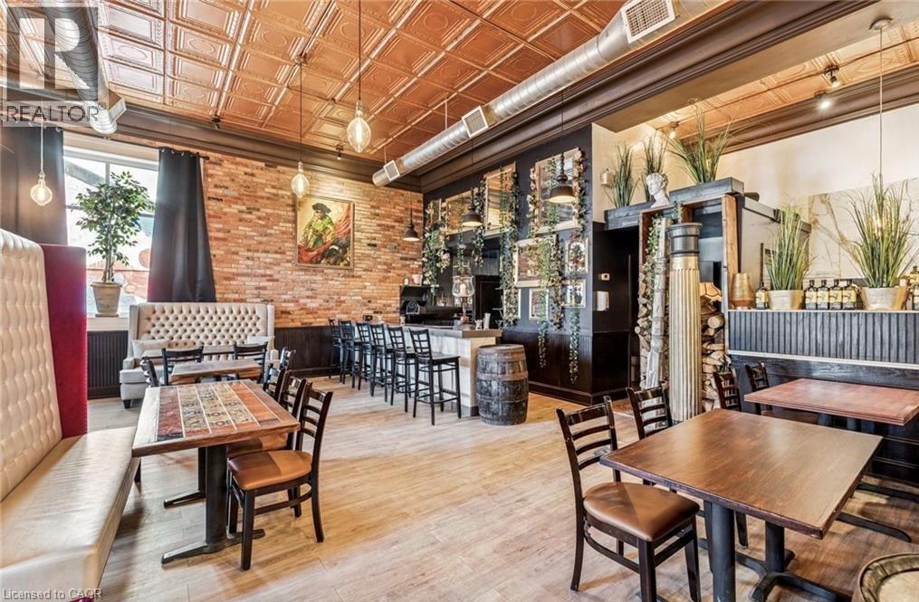 194-196 St. Paul Street, St. Catharines, Ontario  L2R 3M2 - Photo 2 - 40829156