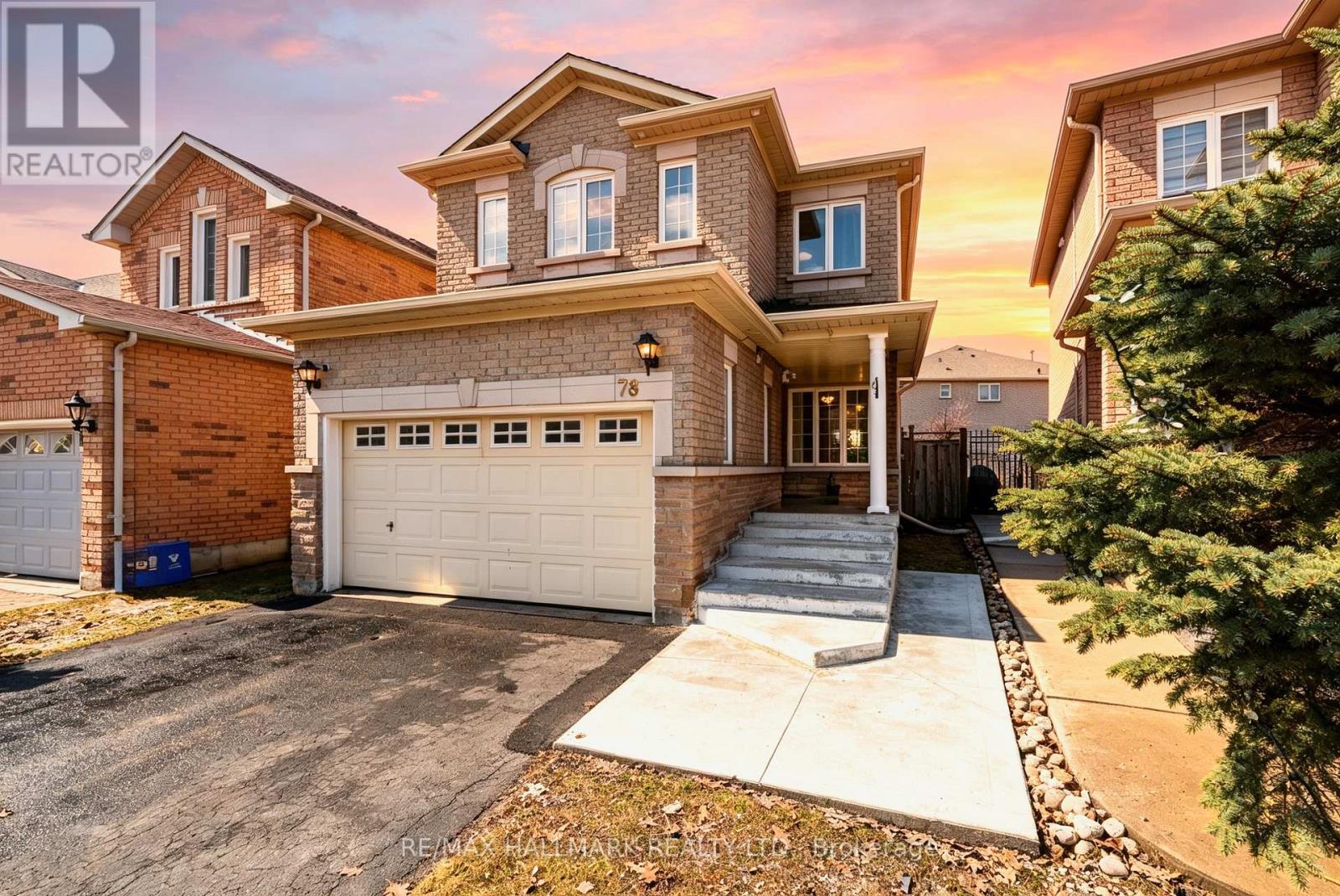 78 Sunridge Street, Richmond Hill, Ontario  L4E 3Z3 - Photo 2 - N13116458