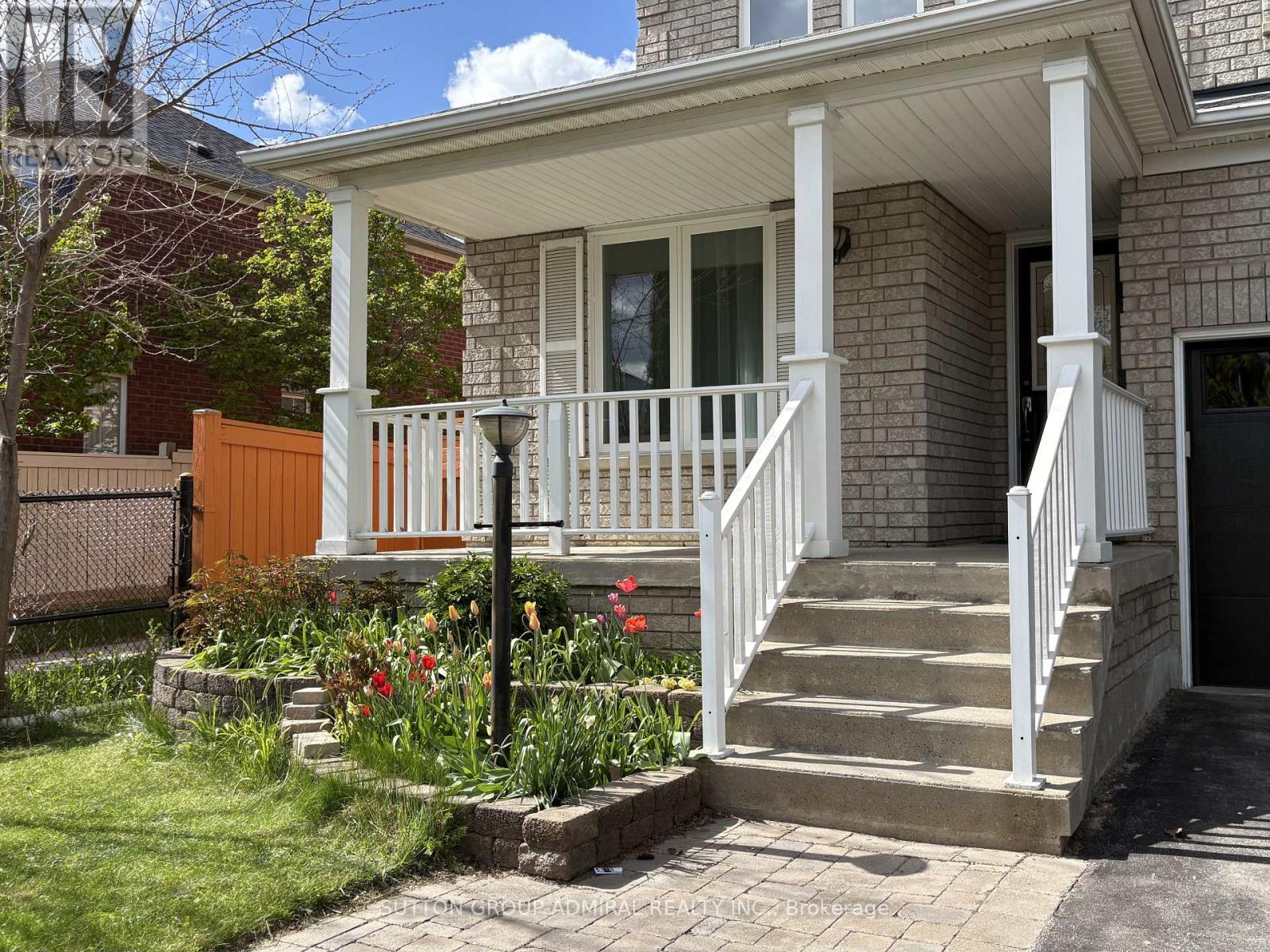 66 Tuscana Boulevard, Vaughan, Ontario  L4K 5J5 - Photo 4 - N13116582