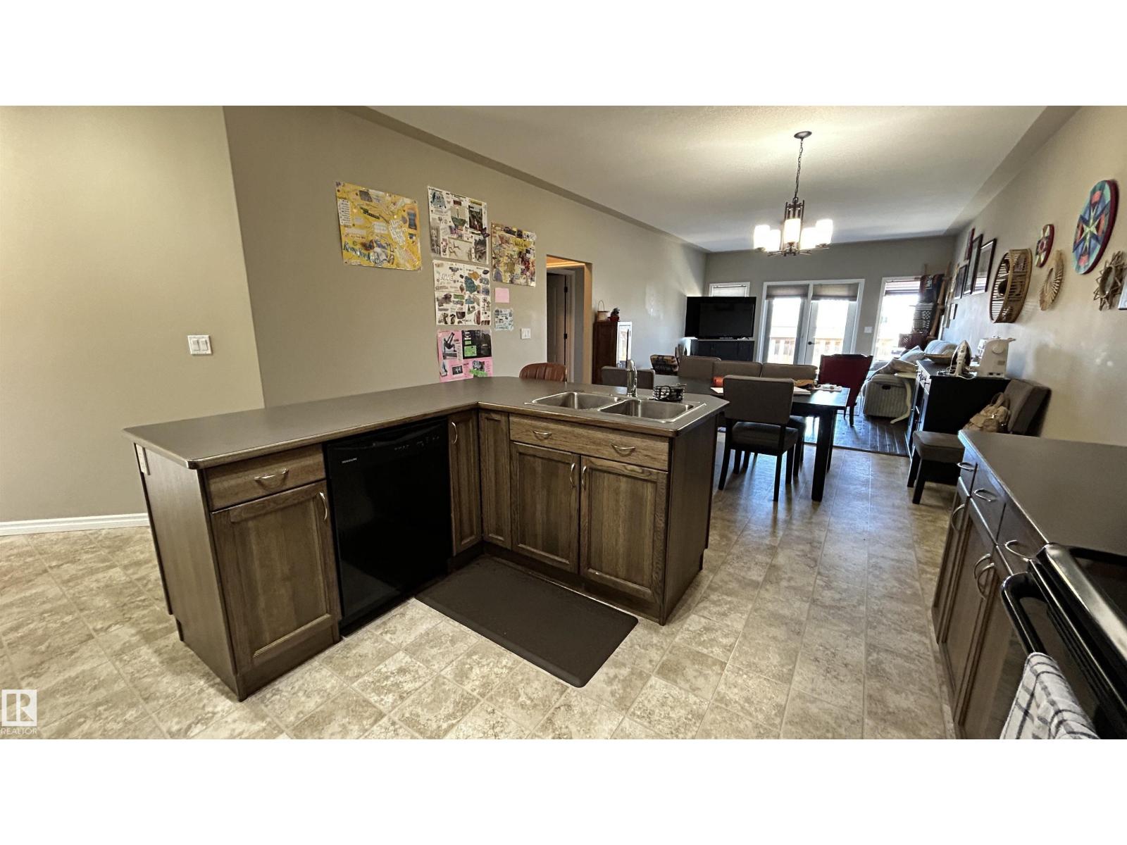 4406 38 St, Bonnyville Town, Alberta  T9N 0A9 - Photo 3 - E4487132