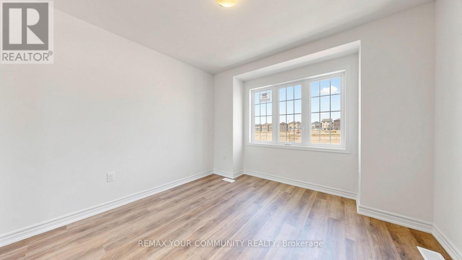 69 Lower Street, Barrie, Ontario  L9J 0B7 - Photo 22 - S13116454