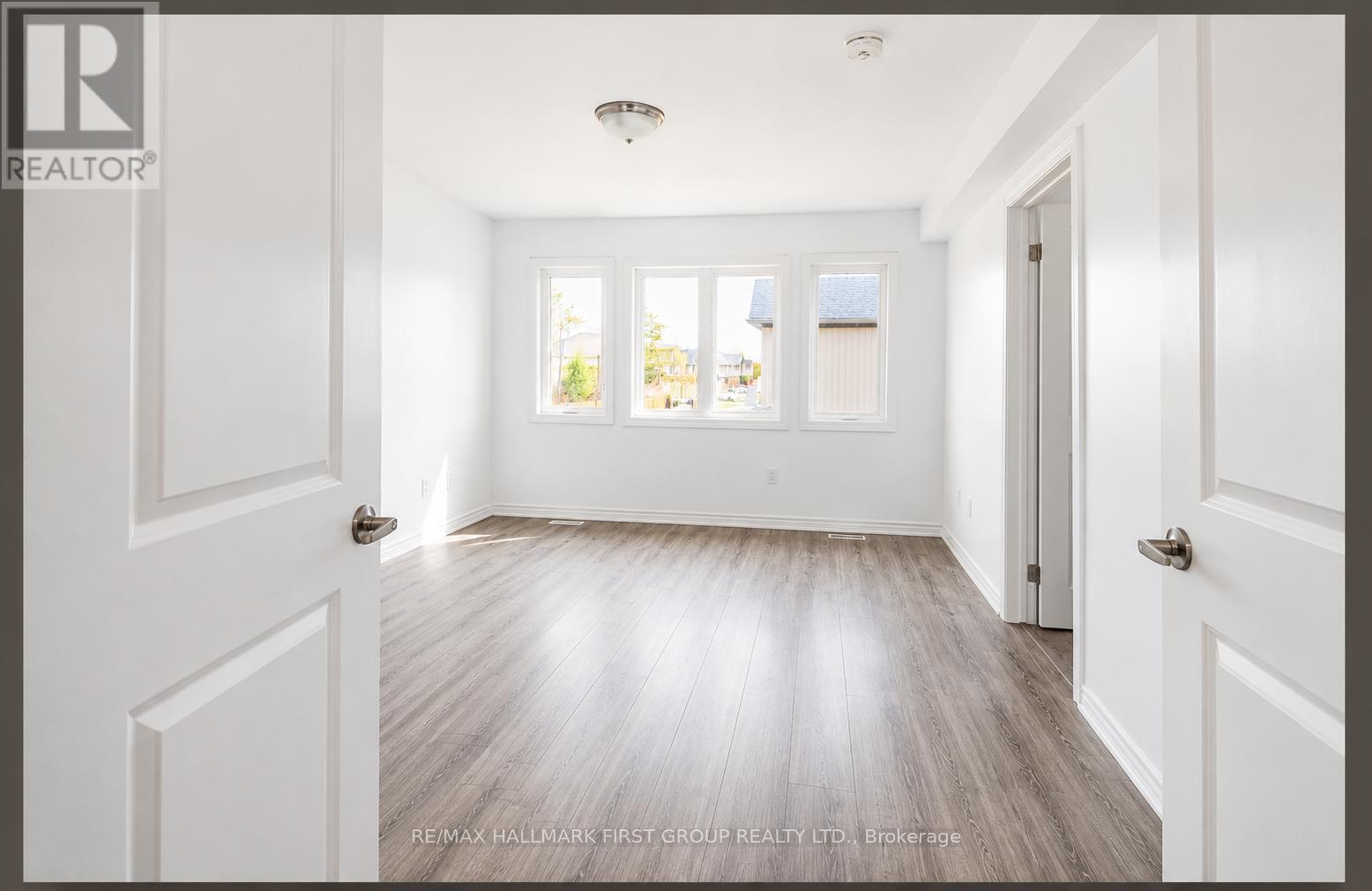 322 East Street, Orillia, Ontario  L3V 8K9 - Photo 16 - S13116526