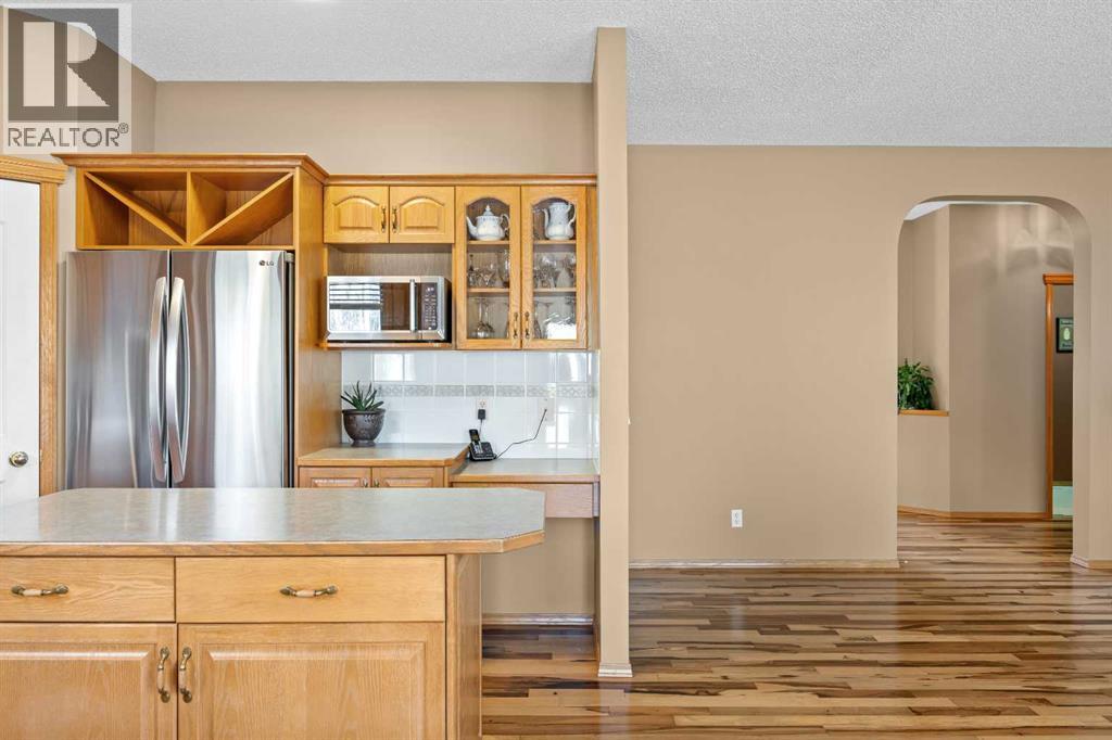 30 Gleneagles View, Cochrane, Alberta  T0L 0W2 - Photo 13 - A2308711
