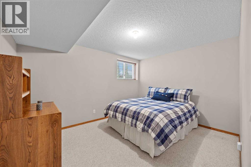 30 Gleneagles View, Cochrane, Alberta  T0L 0W2 - Photo 41 - A2308711