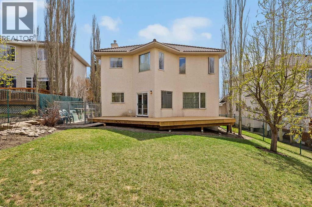 30 Gleneagles View, Cochrane, Alberta  T0L 0W2 - Photo 47 - A2308711