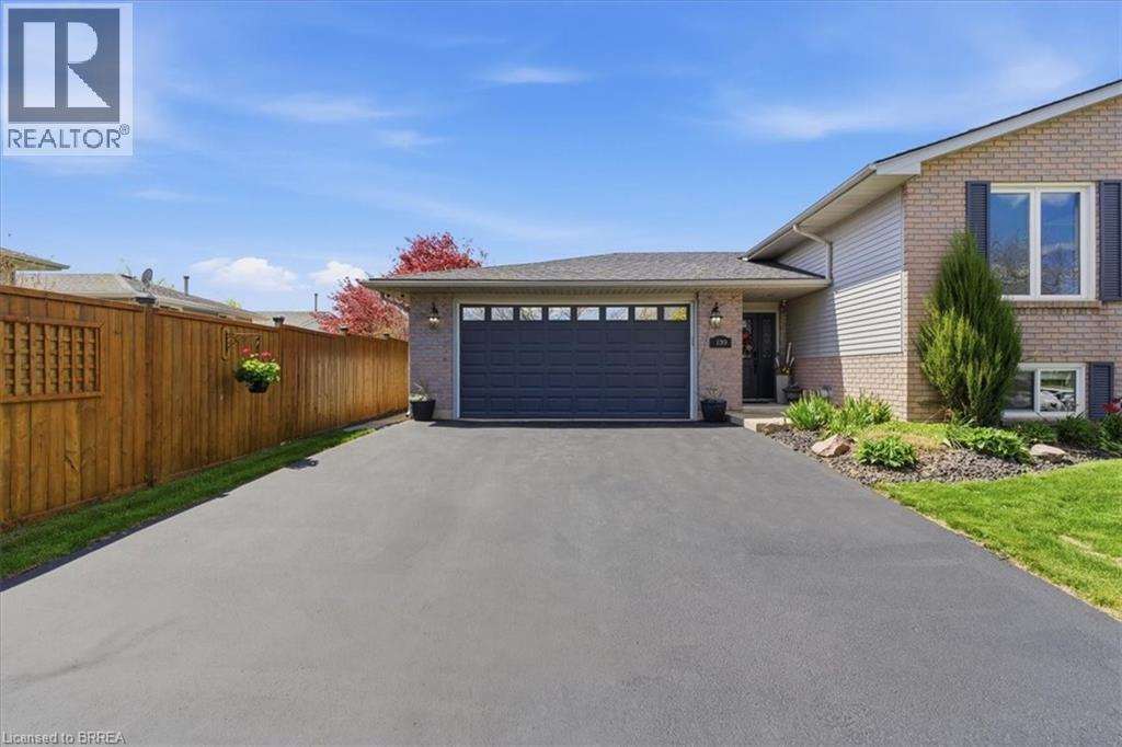 139 Branlyn Crescent, Brantford, Ontario  N3P 1Z9 - Photo 3 - 40828823