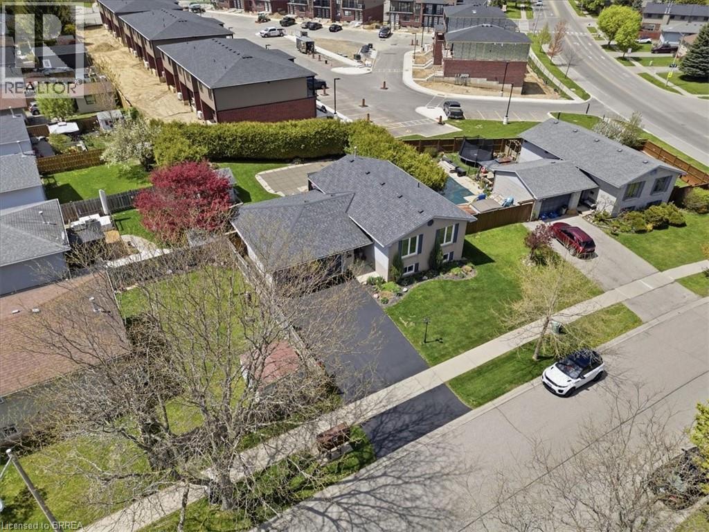 139 Branlyn Crescent, Brantford, Ontario  N3P 1Z9 - Photo 6 - 40828823