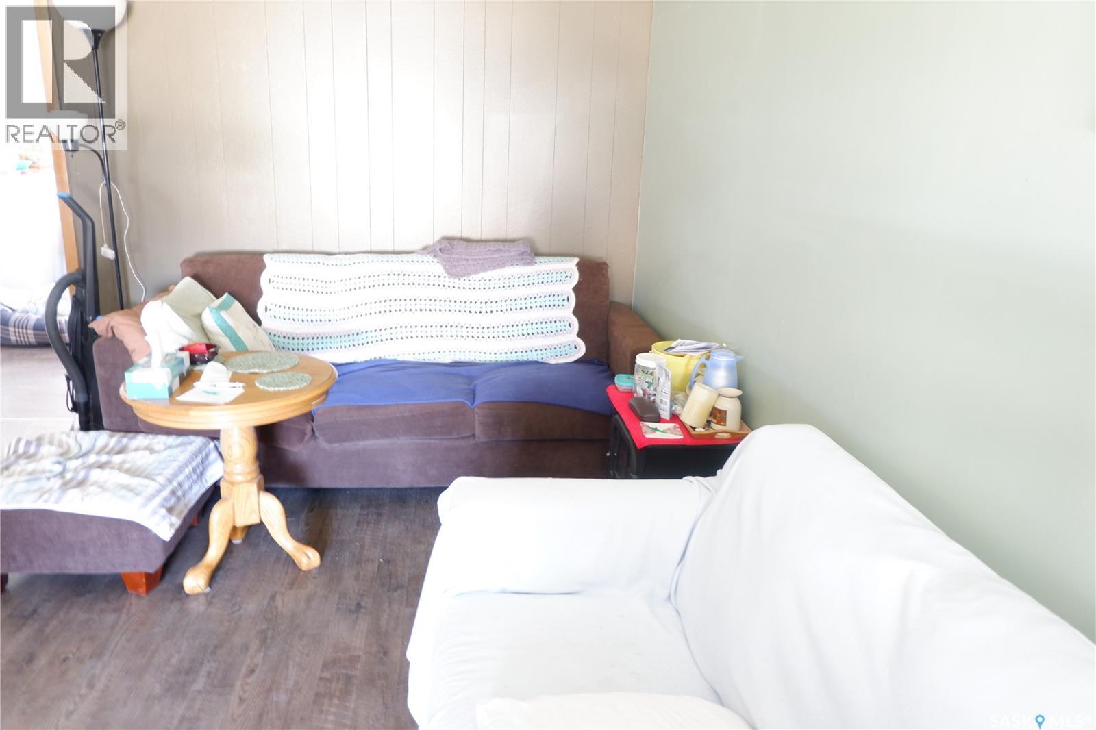 110 Railway Avenue E, Eyebrow, Saskatchewan  S0H 1L0 - Photo 14 - SK035703