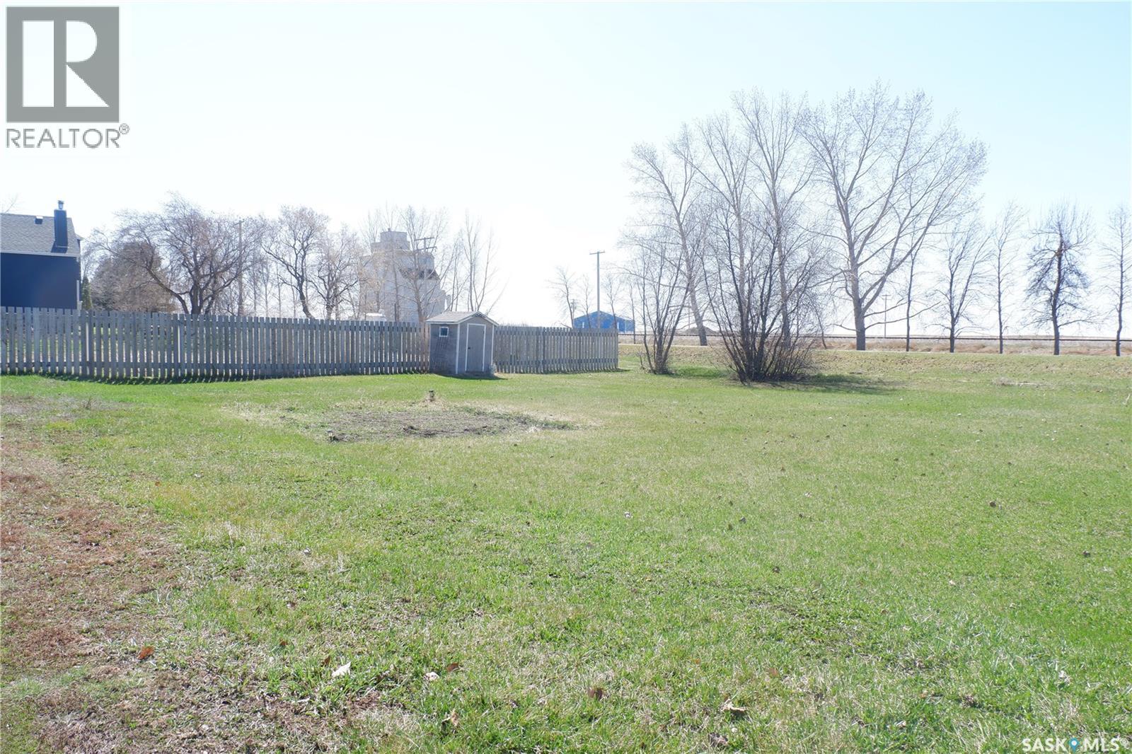 110 Railway Avenue E, Eyebrow, Saskatchewan  S0H 1L0 - Photo 24 - SK035703