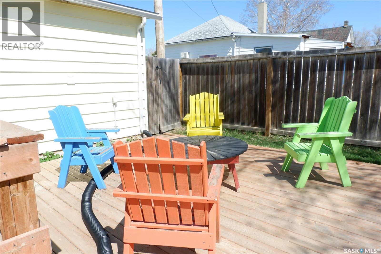110 Railway Avenue E, Eyebrow, Saskatchewan  S0H 1L0 - Photo 28 - SK035703