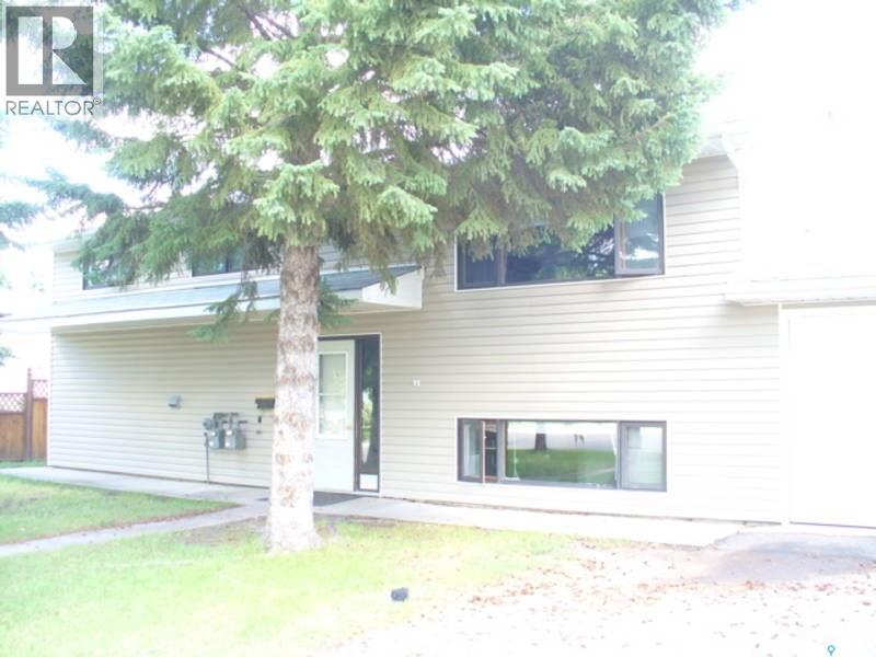 81 A&b Circlebrooke Drive, Yorkton, Saskatchewan  S3N 2C9 - Photo 1 - SK035700