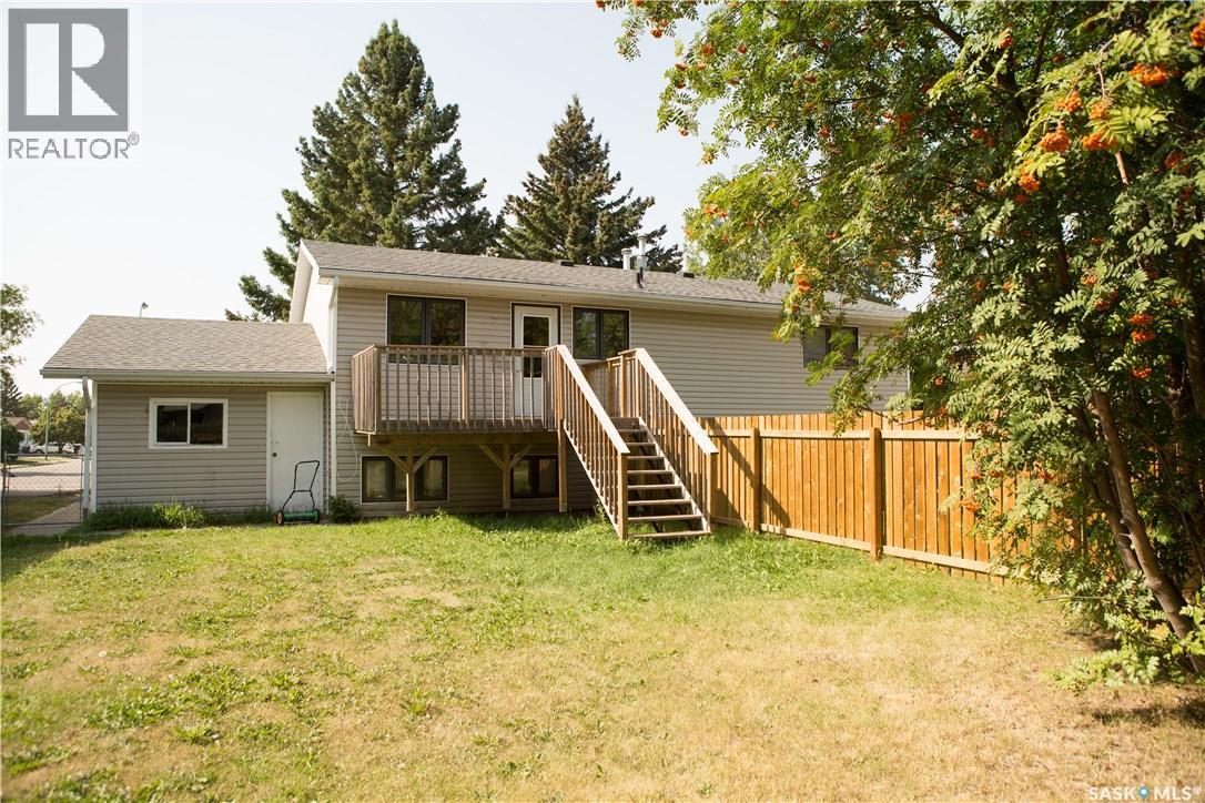81 A&b Circlebrooke Drive, Yorkton, Saskatchewan  S3N 2C9 - Photo 23 - SK035700
