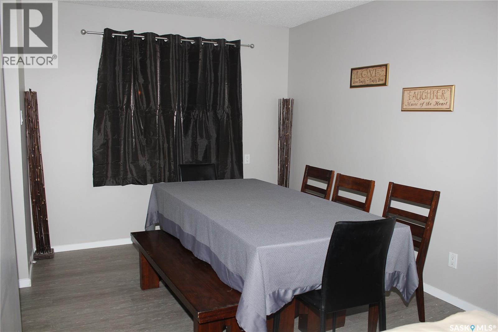 81 A&b Circlebrooke Drive, Yorkton, Saskatchewan  S3N 2C9 - Photo 3 - SK035700