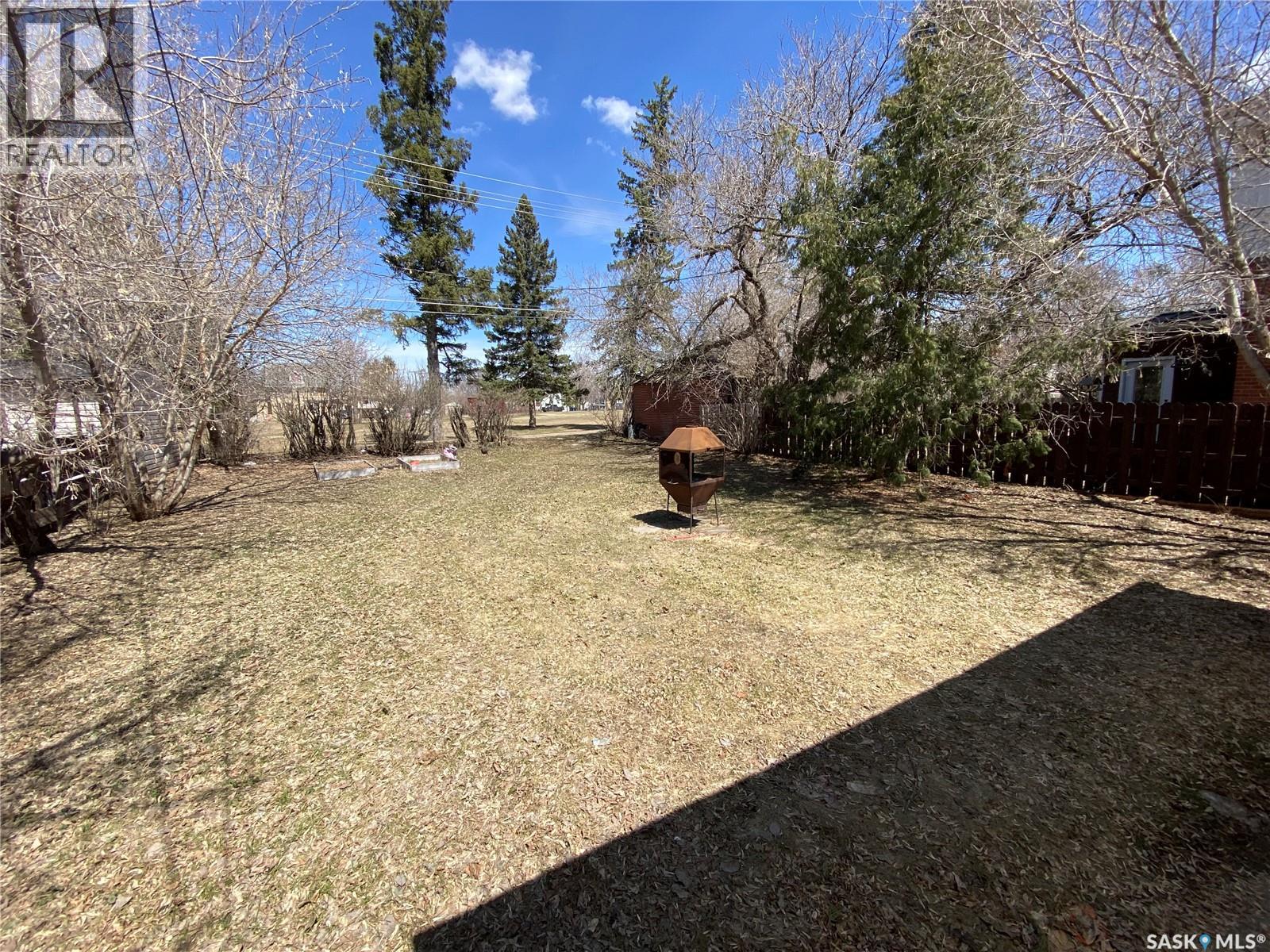 85 Smith Street E, Yorkton, Saskatchewan  S3N 0H7 - Photo 16 - SK035610