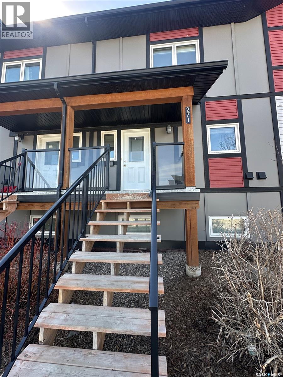 271 250 Akhtar Bend, Saskatoon, Saskatchewan  S7W 0W4 - Photo 1 - SK035592