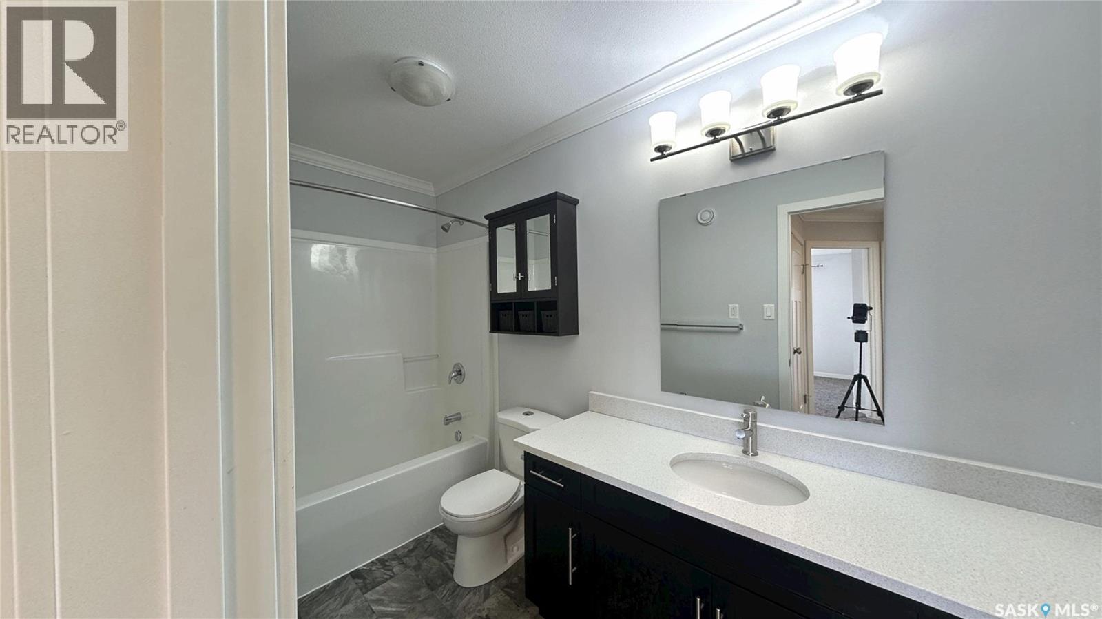 271 250 Akhtar Bend, Saskatoon, Saskatchewan  S7W 0W4 - Photo 12 - SK035592