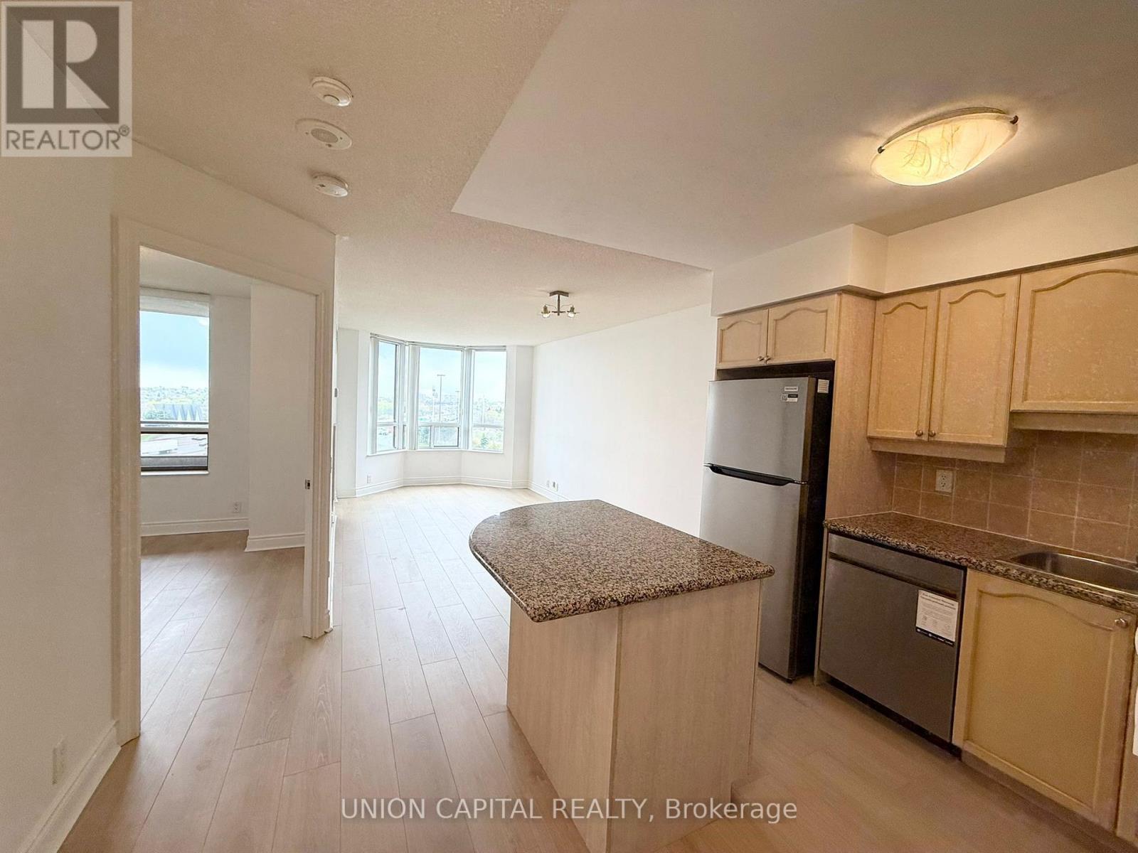 825 - 80 Harrison Garden Boulevard, Toronto, Ontario  M2N 7E3 - Photo 3 - C13100360