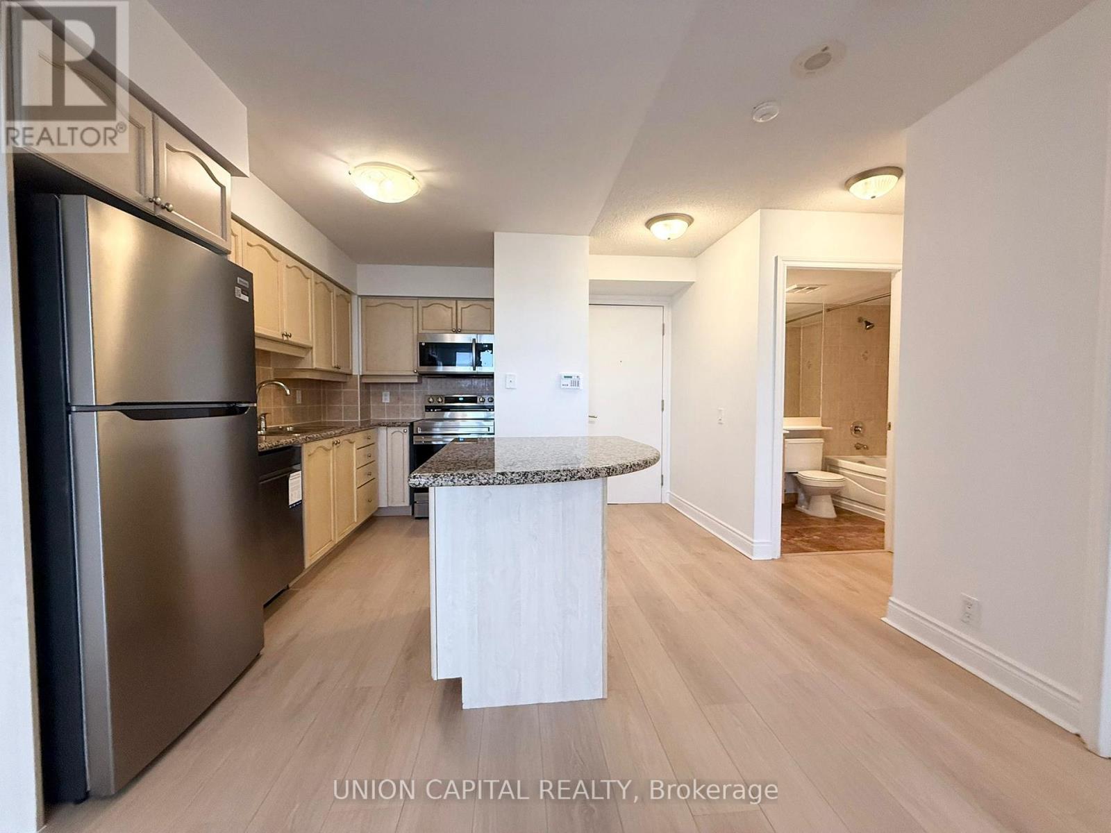 825 - 80 Harrison Garden Boulevard, Toronto, Ontario  M2N 7E3 - Photo 9 - C13100360