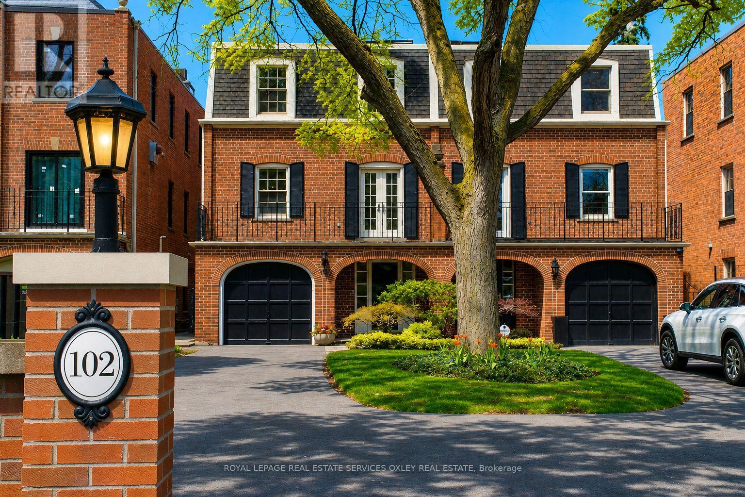 102 ELM AVENUE, Toronto, Ontario