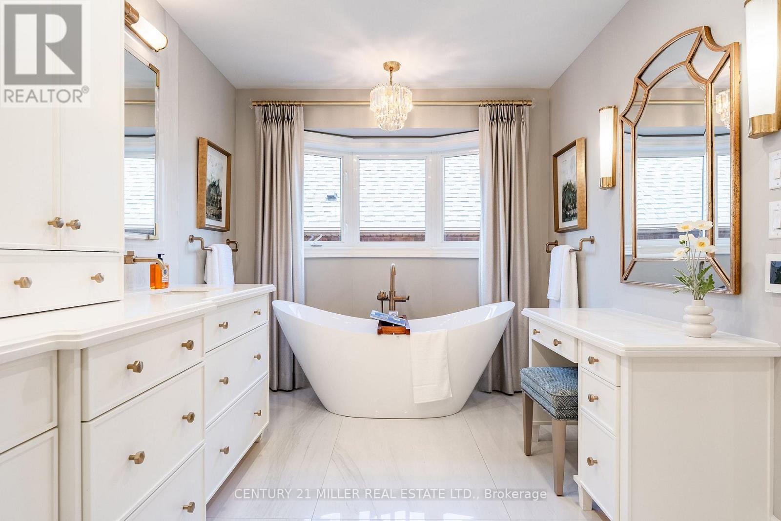 1392 Clearwater Crescent, Oakville, Ontario  L6H 7J5 - Photo 22 - W13116426
