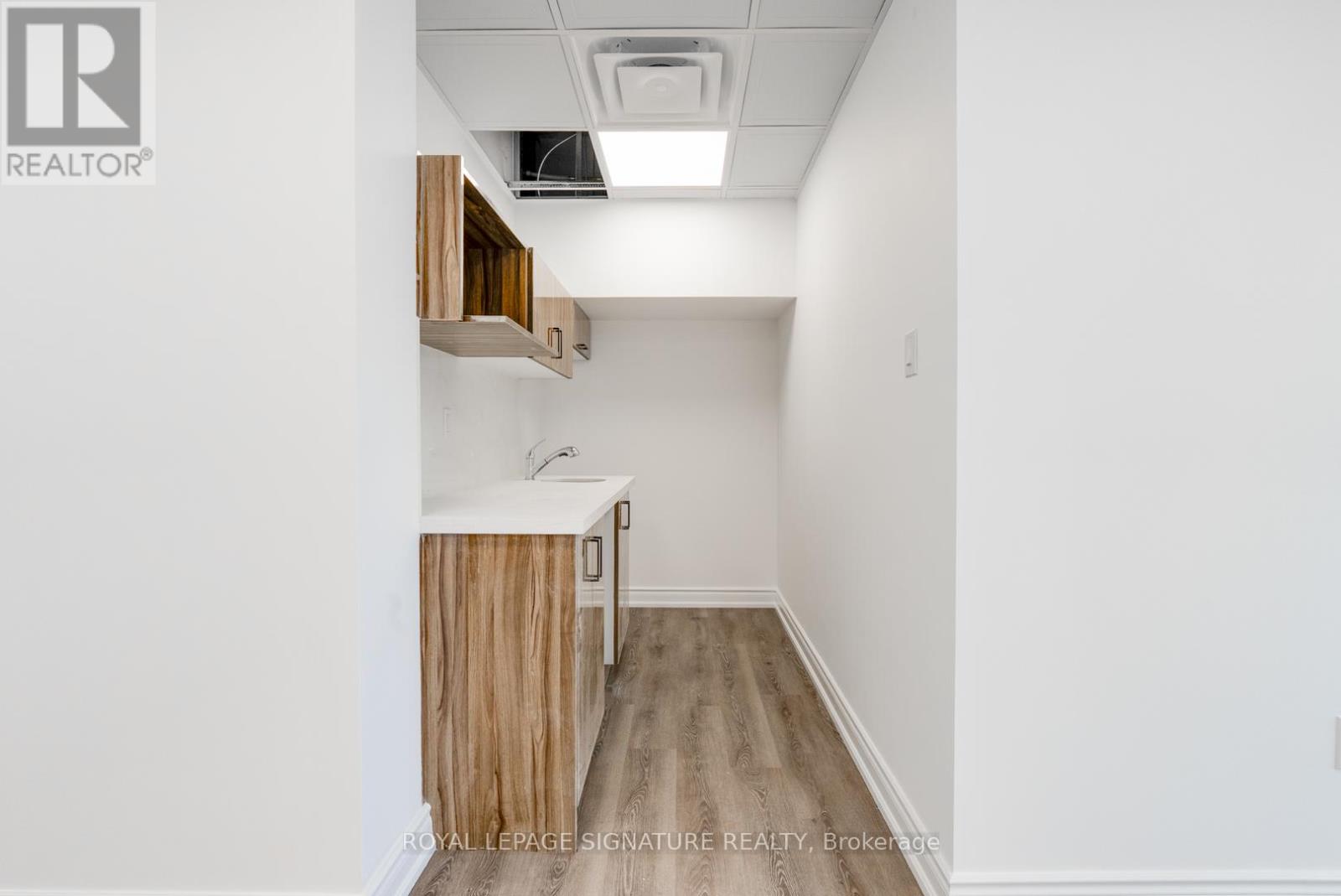 224 - 600 Dixon Road, Toronto, Ontario  M9W 1J1 - Photo 5 - W13116466