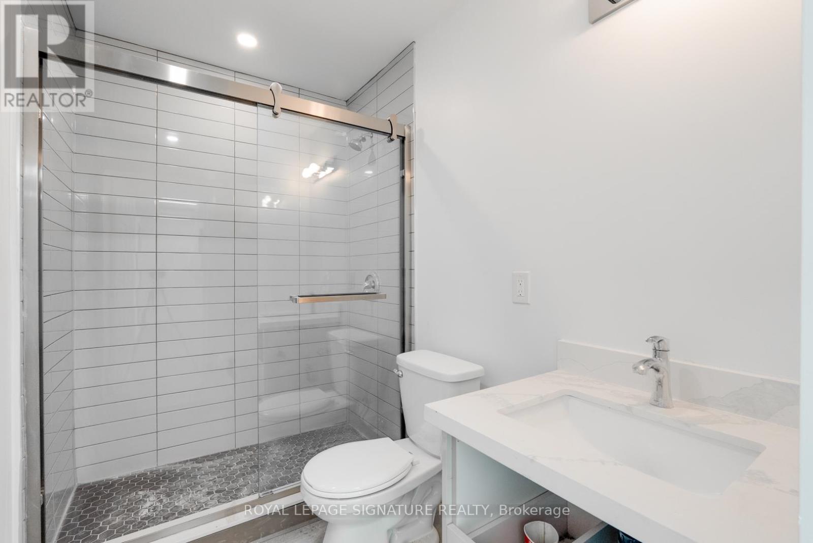 224 - 600 Dixon Road, Toronto, Ontario  M9W 1J1 - Photo 8 - W13116466