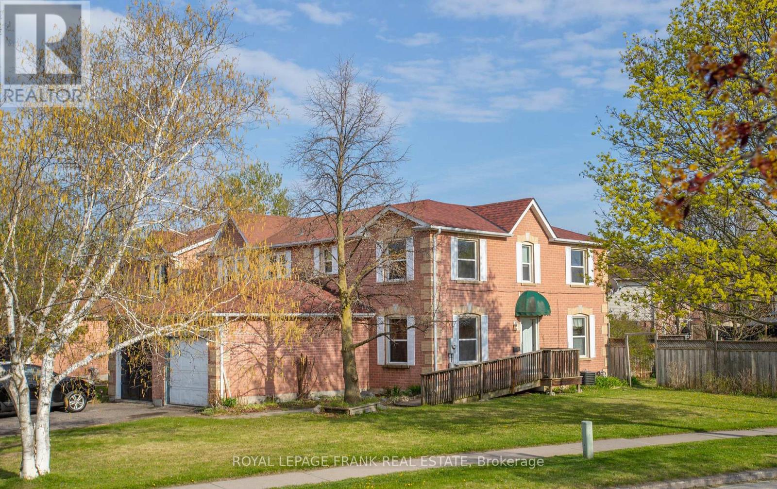 90 HILLHURST CRESCENT, Clarington, Ontario