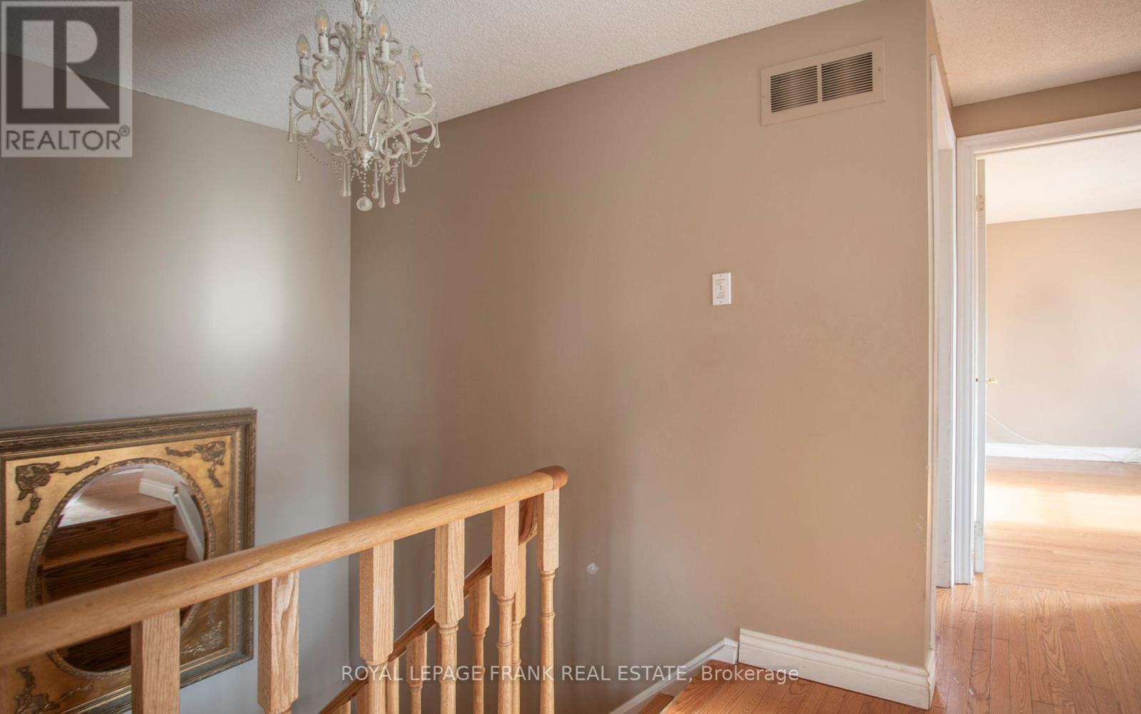 90 Hillhurst Crescent, Clarington, Ontario  L1E 2A3 - Photo 17 - E13116896