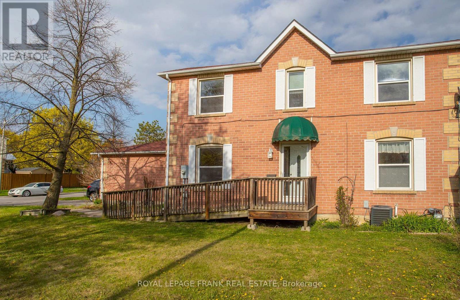 90 Hillhurst Crescent, Clarington, Ontario  L1E 2A3 - Photo 2 - E13116896