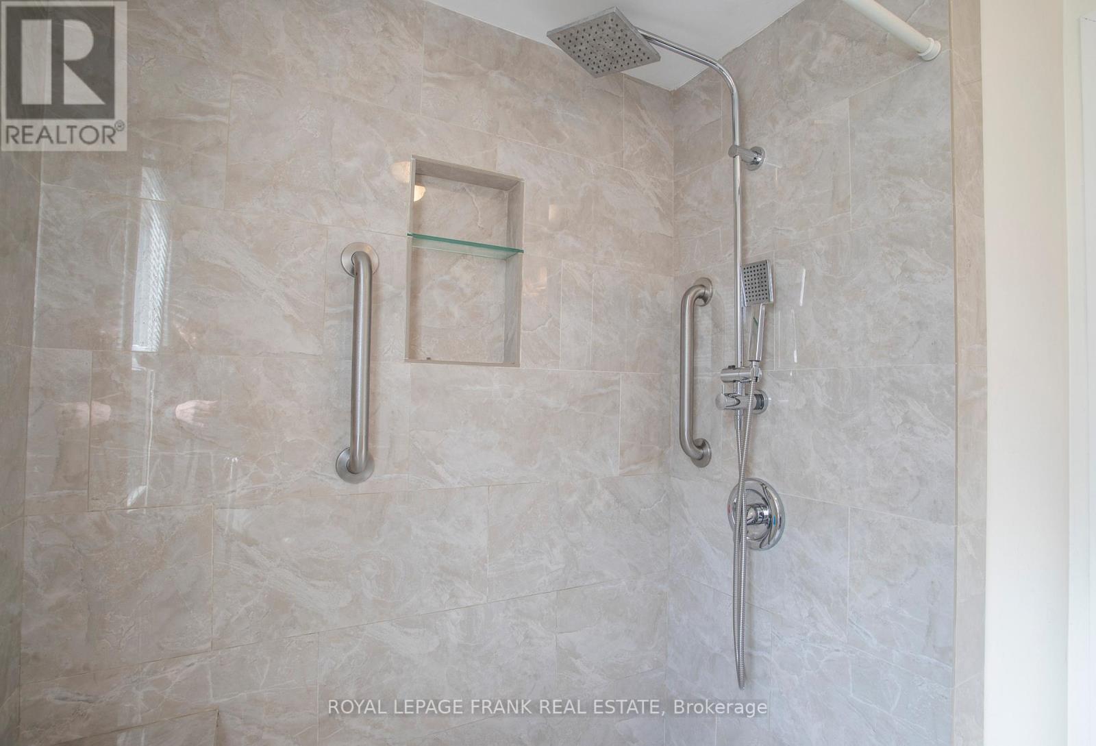 90 Hillhurst Crescent, Clarington, Ontario  L1E 2A3 - Photo 22 - E13116896