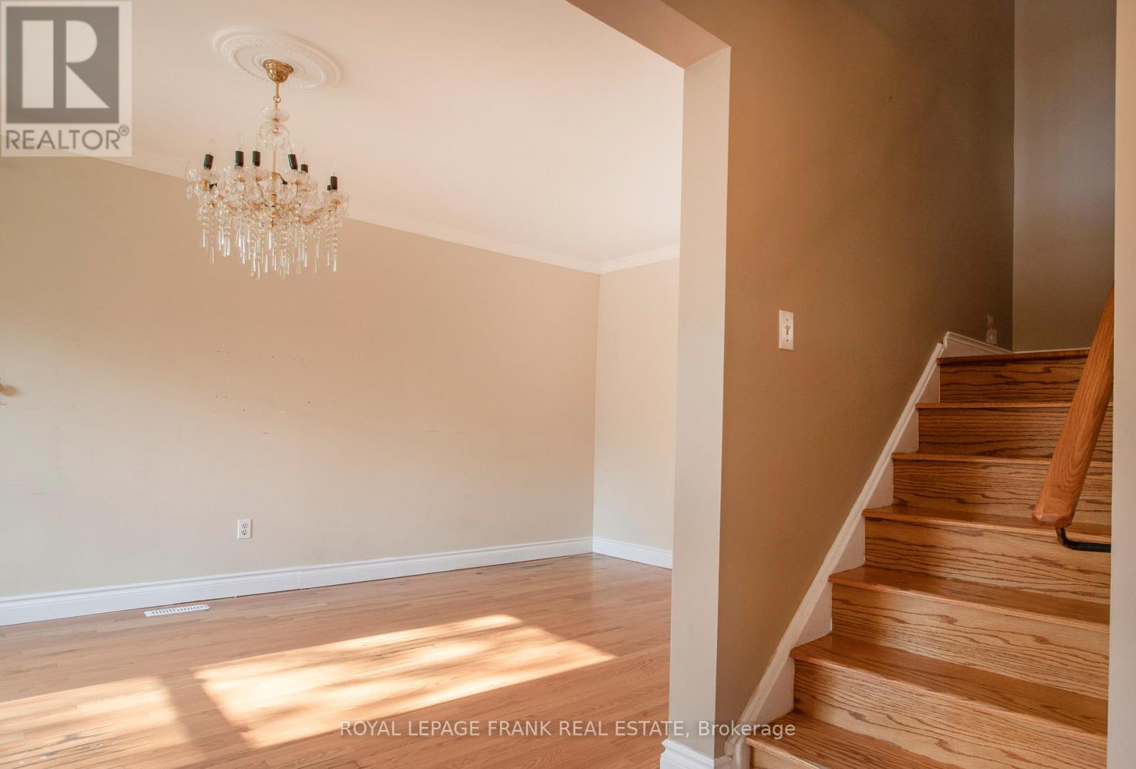 90 Hillhurst Crescent, Clarington, Ontario  L1E 2A3 - Photo 6 - E13116896