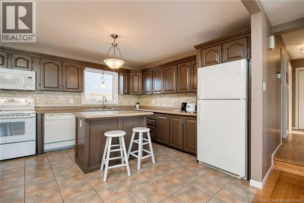 800 Frampton, Moncton, New Brunswick  E1G 2A1 - Photo 8 - NB133784