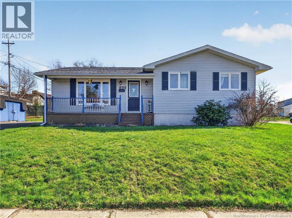 800 Frampton, Moncton, New Brunswick  E1G 2A1 - Photo 1 - NB133784