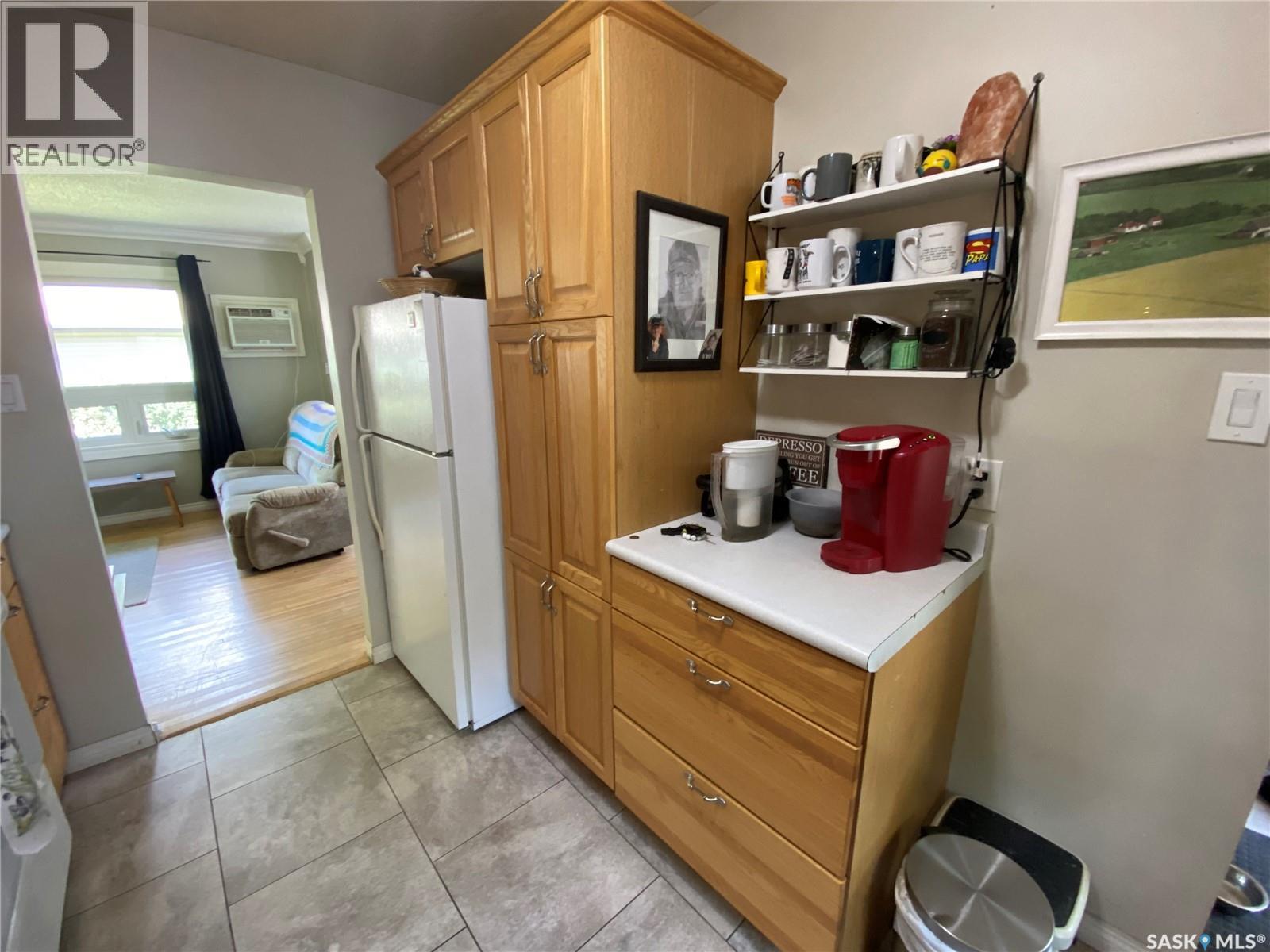 40 King Street W, Yorkton, Saskatchewan  S3N 0T8 - Photo 3 - SK028033