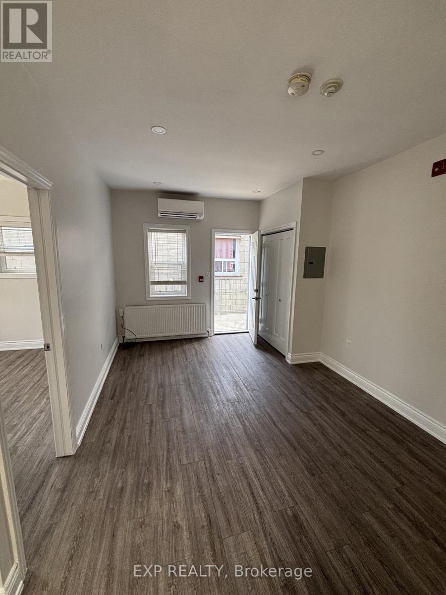 3 - 3289 Lakeshore Boulevard W, Toronto, Ontario  M8W 1M8 - Photo 22 - W13070040