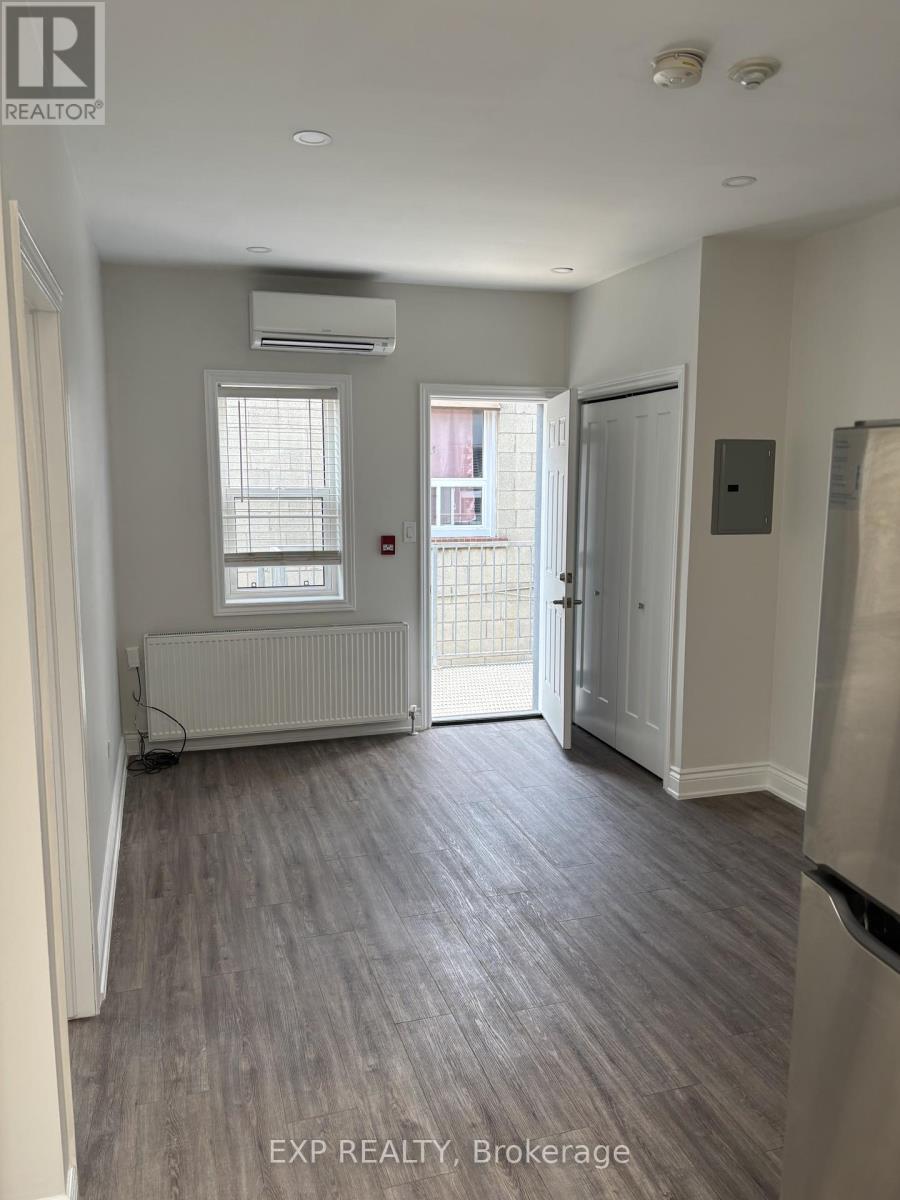 3 - 3289 Lakeshore Boulevard W, Toronto, Ontario  M8W 1M8 - Photo 21 - W13070040