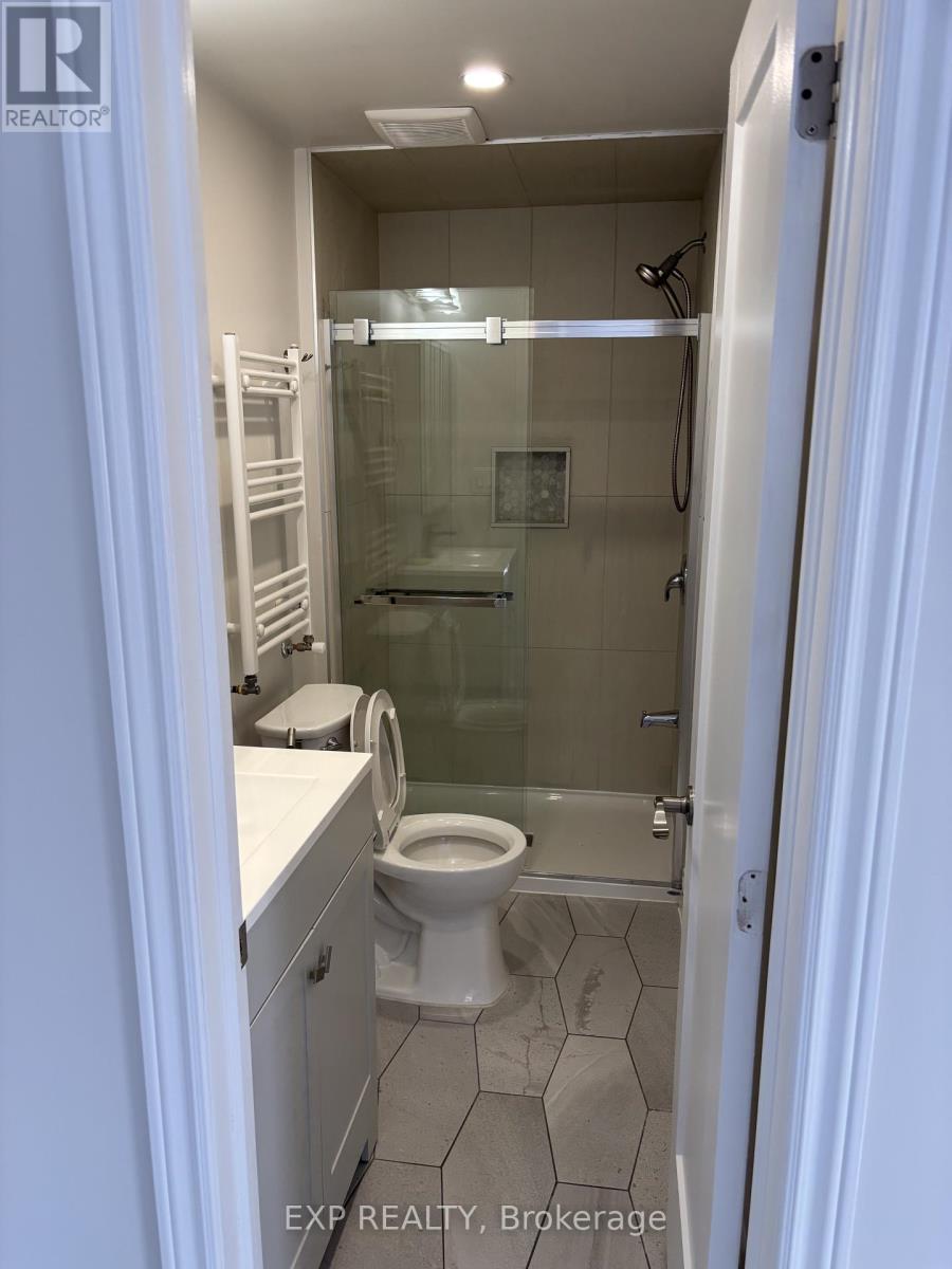 3 - 3289 Lakeshore Boulevard W, Toronto, Ontario  M8W 1M8 - Photo 25 - W13070040
