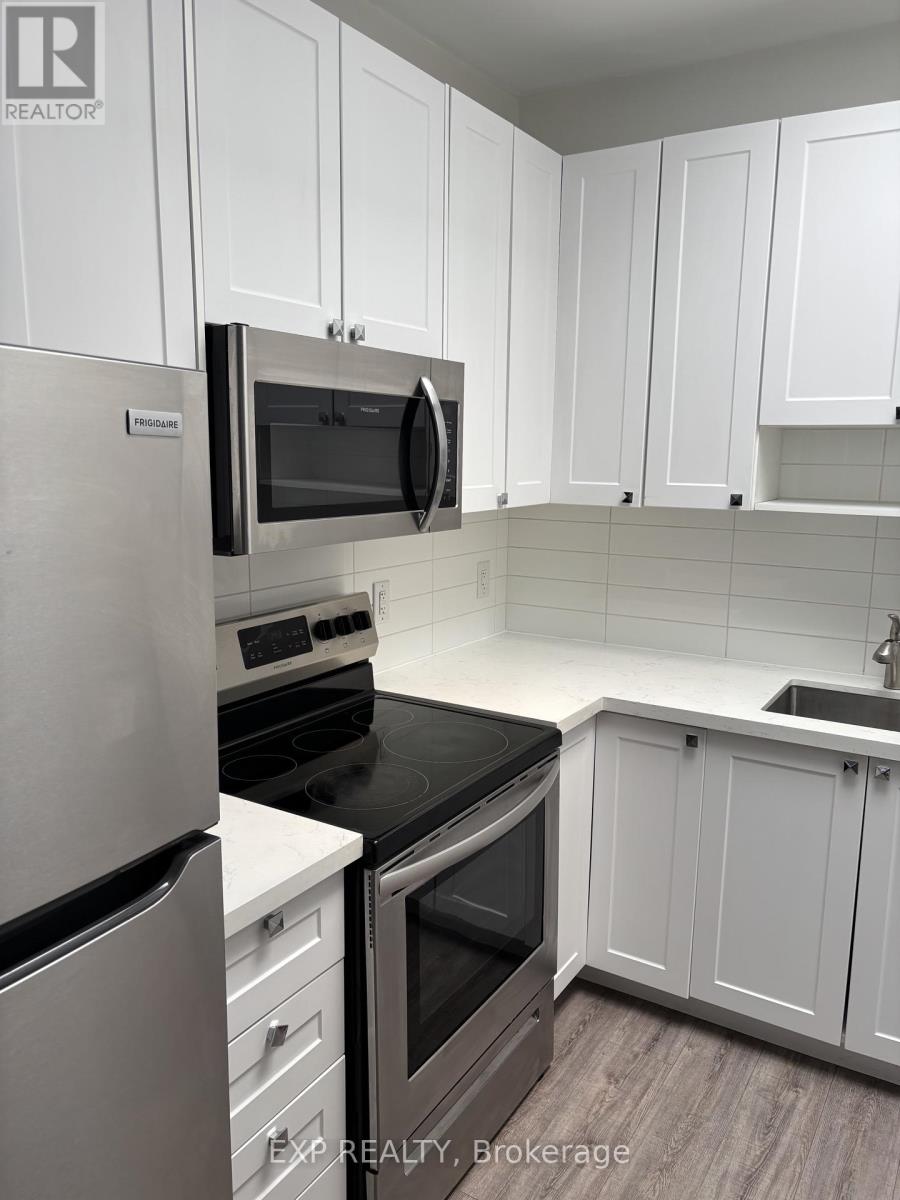 3 - 3289 Lakeshore Boulevard W, Toronto, Ontario  M8W 1M8 - Photo 8 - W13070040