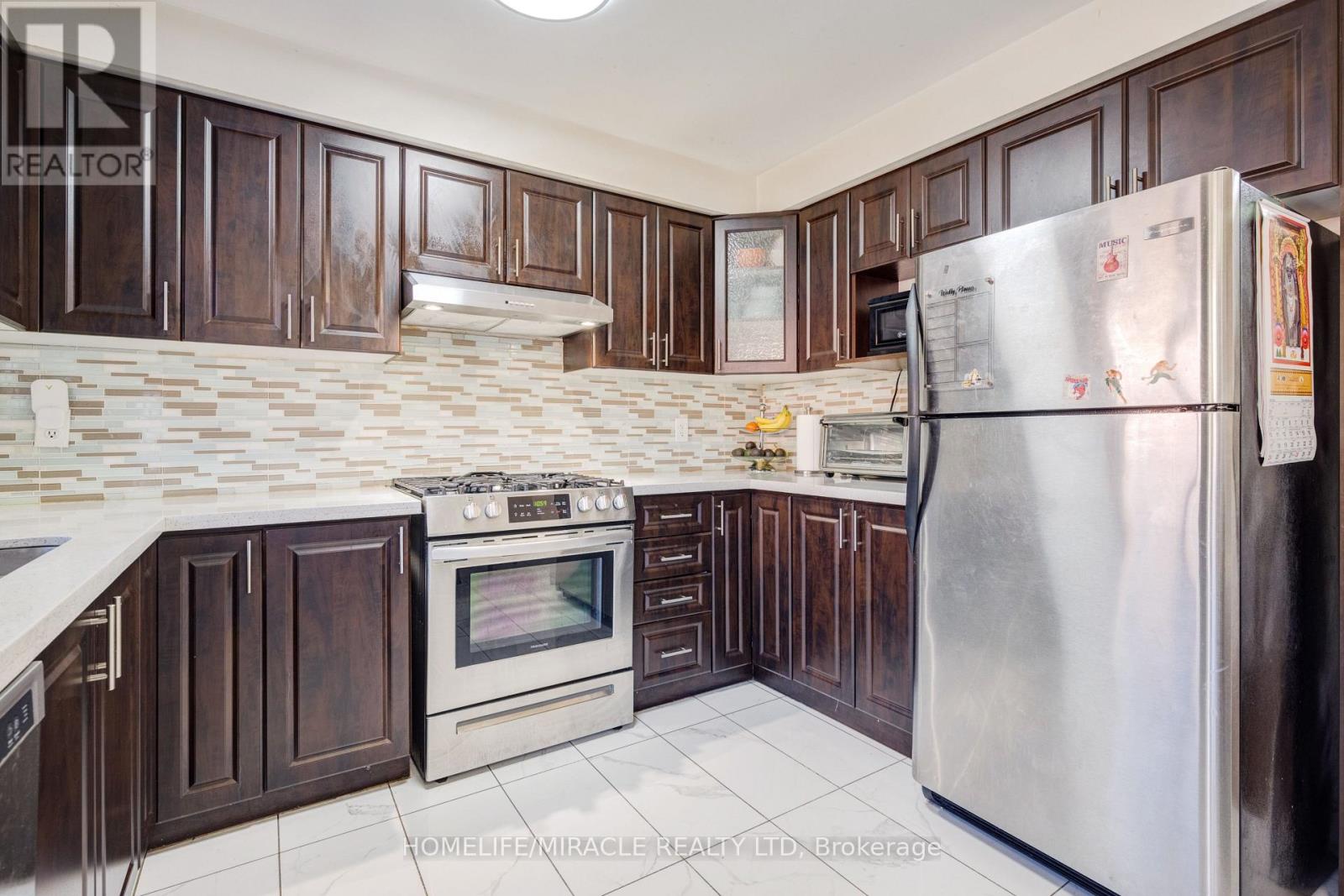 36 Herkes Drive, Brampton, Ontario  L6Y 4Z2 - Photo 16 - W13115680