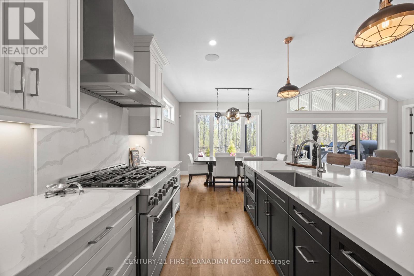 65 Deerfield Road, Lambton Shores, Ontario  N0M 1T0 - Photo 12 - X13116888