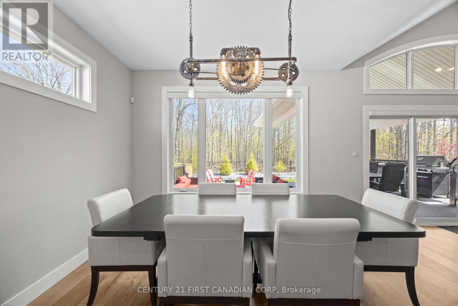 65 Deerfield Road, Lambton Shores, Ontario  N0M 1T0 - Photo 13 - X13116888