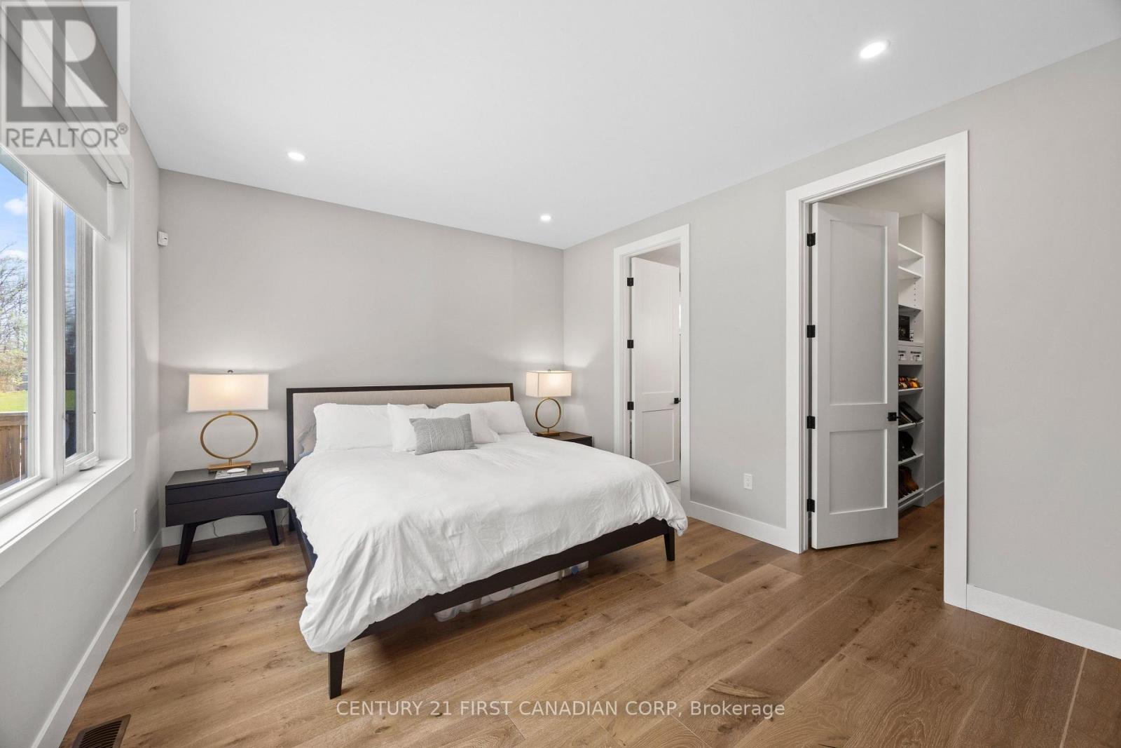 65 Deerfield Road, Lambton Shores, Ontario  N0M 1T0 - Photo 14 - X13116888