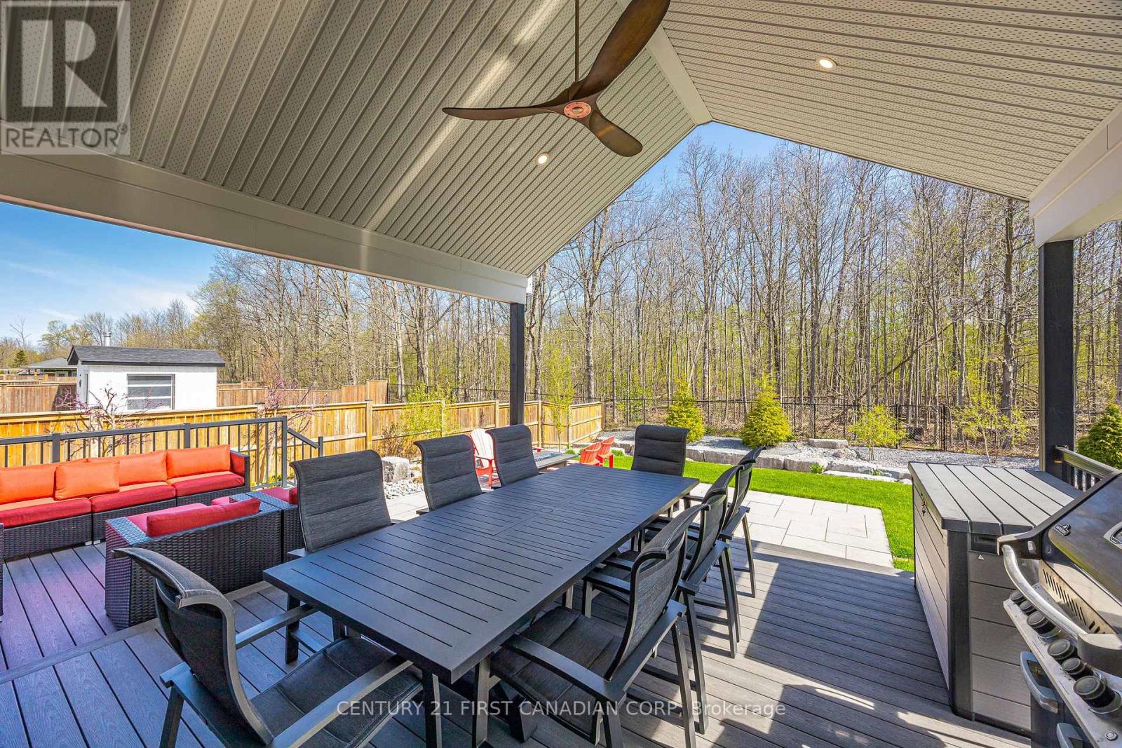 65 Deerfield Road, Lambton Shores, Ontario  N0M 1T0 - Photo 38 - X13116888