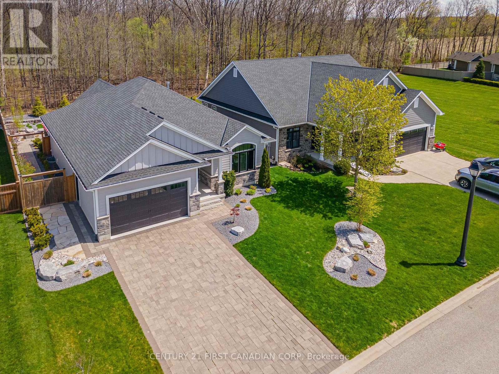65 Deerfield Road, Lambton Shores, Ontario  N0M 1T0 - Photo 43 - X13116888