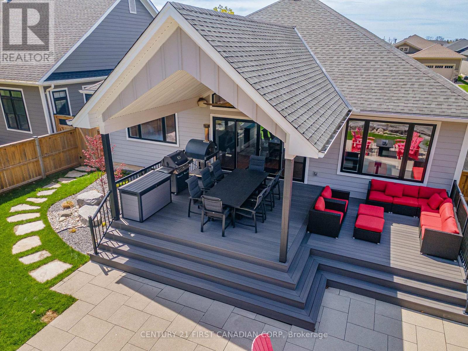 65 Deerfield Road, Lambton Shores, Ontario  N0M 1T0 - Photo 46 - X13116888